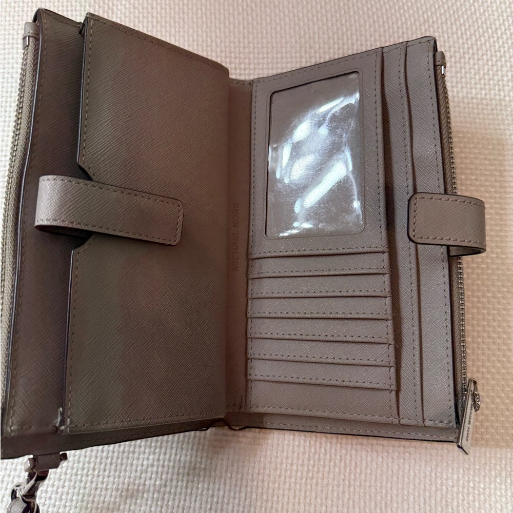 Michael Kors Jet Set Travel Large Double Zip Wallet Wristlet | Gray Silver | EUC - Picture 8 of 11